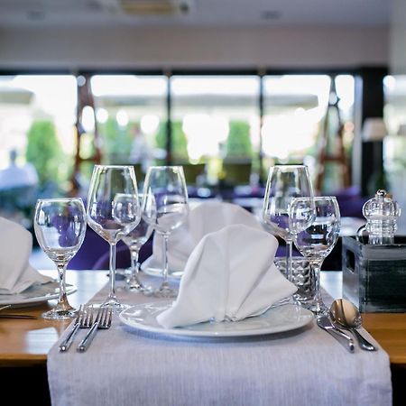 Hotel Emporium Bihać Buitenkant foto