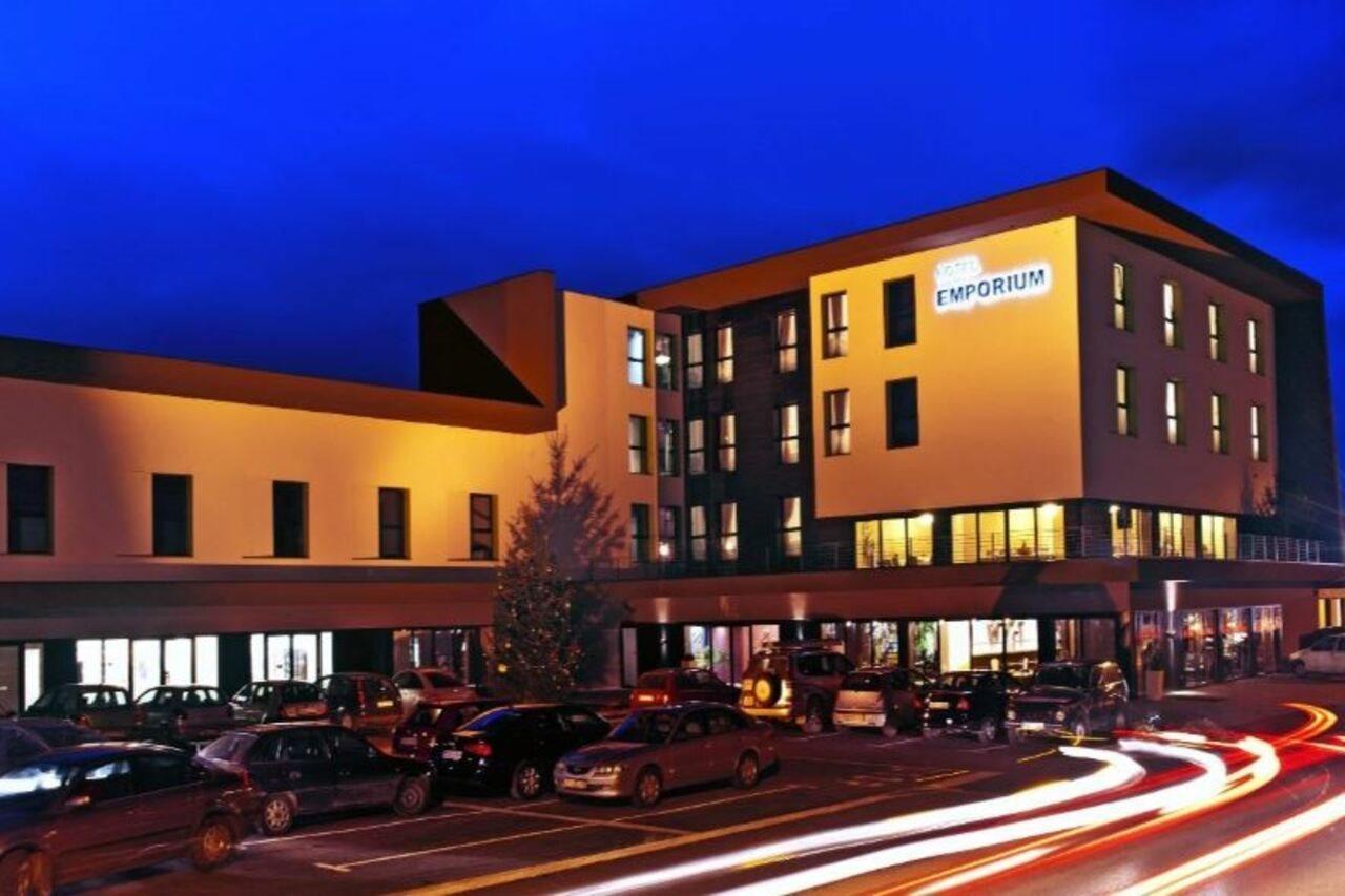 Hotel Emporium Bihać Buitenkant foto