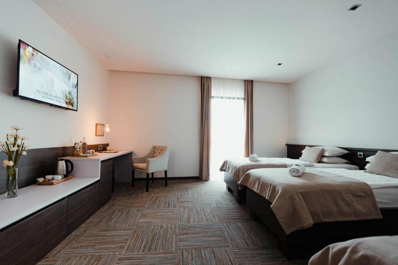 Hotel Emporium Bihać Buitenkant foto